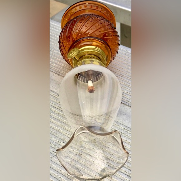 Vintage Mid Century Hobnail Studded Amber Glass Kerosene Lantern Oil Lamp - Picture 3 of 10